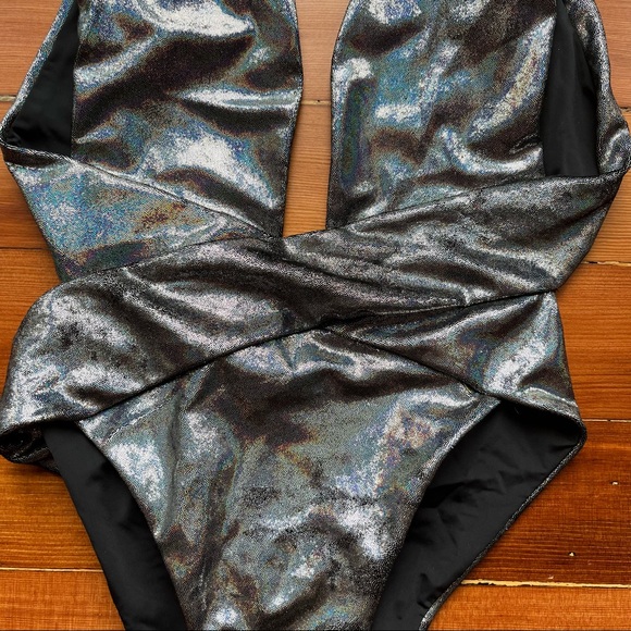 Sahara Ray Venus Cut Out One Piece Swimsuit Bodysuit - Picture 5 of 11